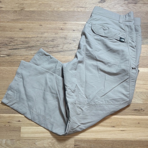 The North Face Other - The North Face Tan Cargo Short Court Hiking Outdoor Straight Leg Pants Mens 36